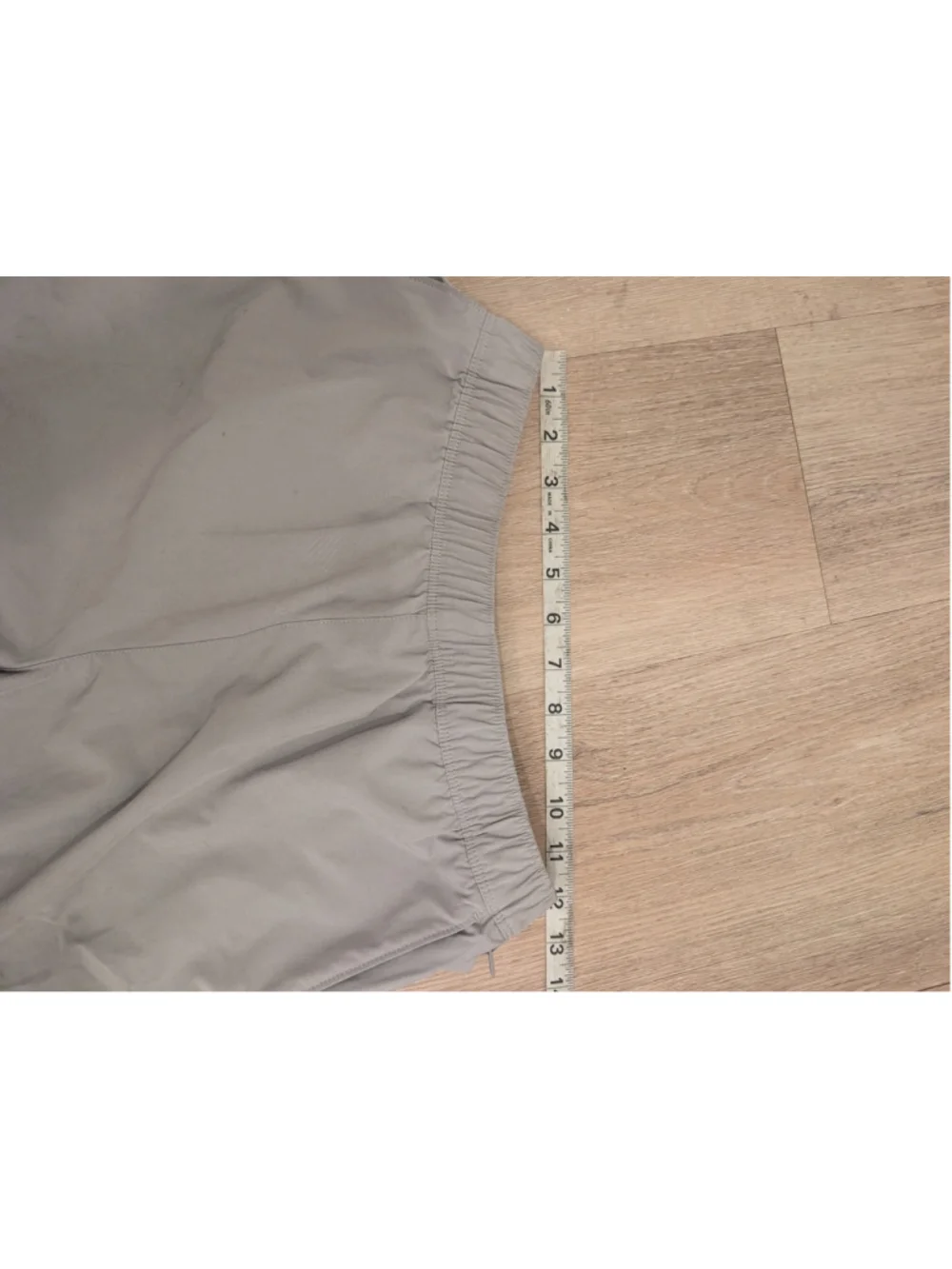 Men's The North Face Athletic Shorts Size S zippered pocket hiking running